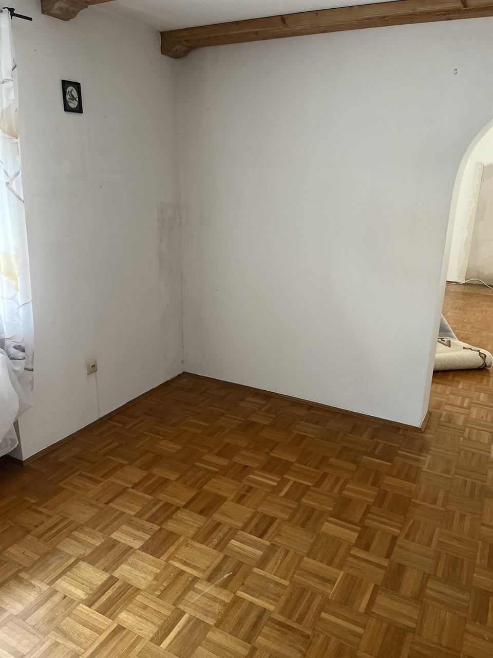 Büro besenrein nach der Entrümpelung