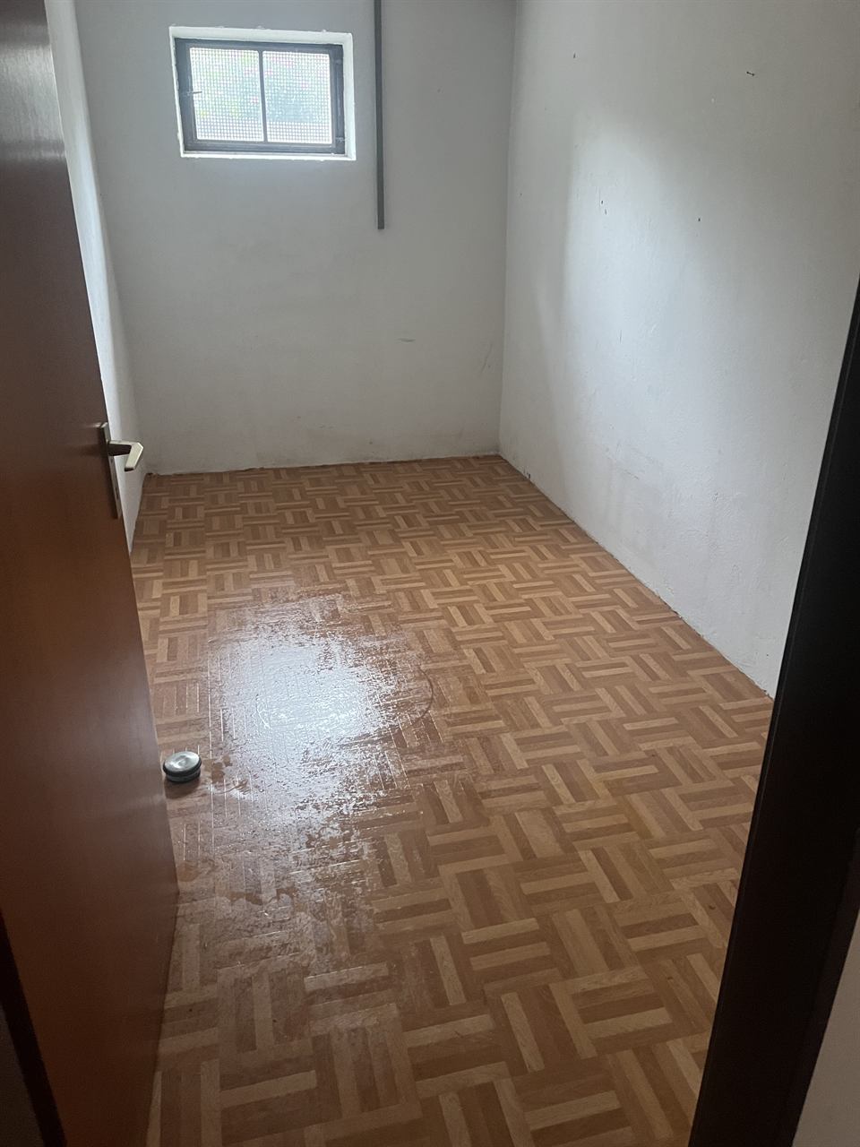 Keller besenrein nach der Entrümpelung