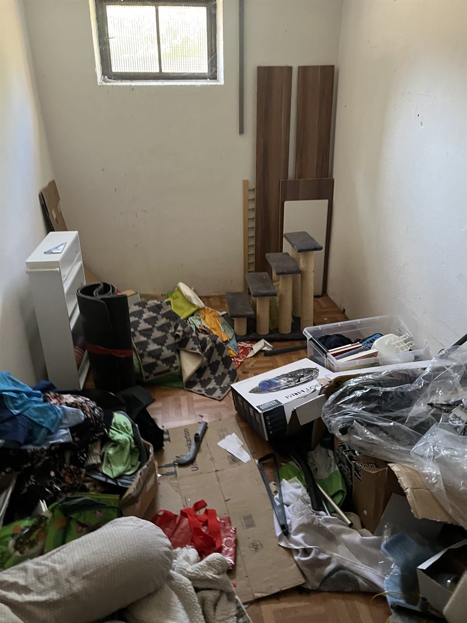 Keller vor der Entrümpelung